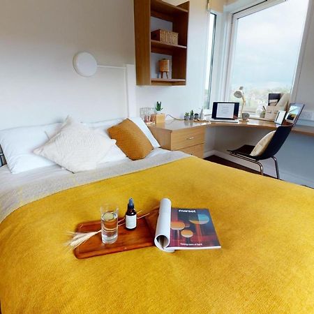 Private Bedrooms With Shared Kitchen And Studios At Iq Tufnell House In London Eksteriør billede