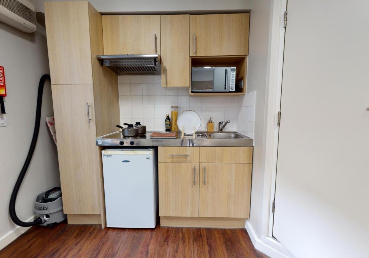 Private Bedrooms With Shared Kitchen And Studios At Iq Tufnell House In London Eksteriør billede