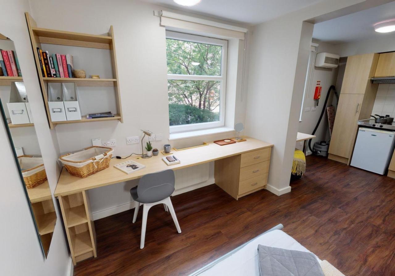 Private Bedrooms With Shared Kitchen And Studios At Iq Tufnell House In London Eksteriør billede