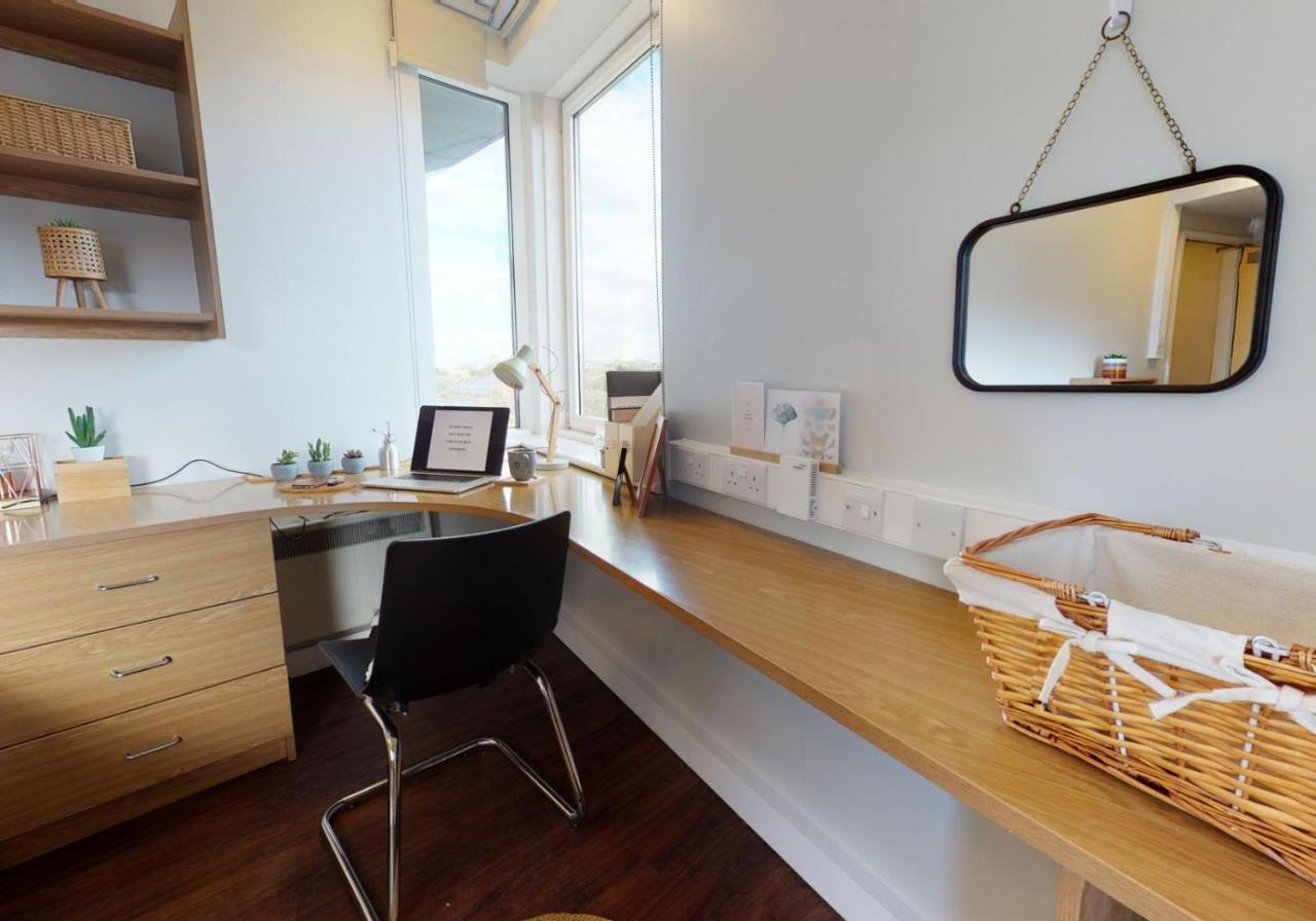 Private Bedrooms With Shared Kitchen And Studios At Iq Tufnell House In London Eksteriør billede